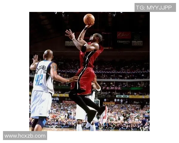 2006年NBA总决赛首战热火对决活塞精彩录像回顾与分析